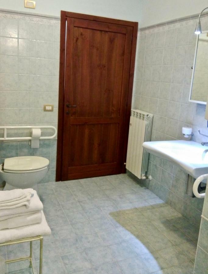 Agriturismo "Le Piagge" Castelplanio Екстер'єр фото